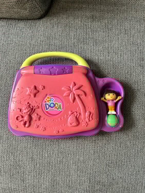 Dora computer