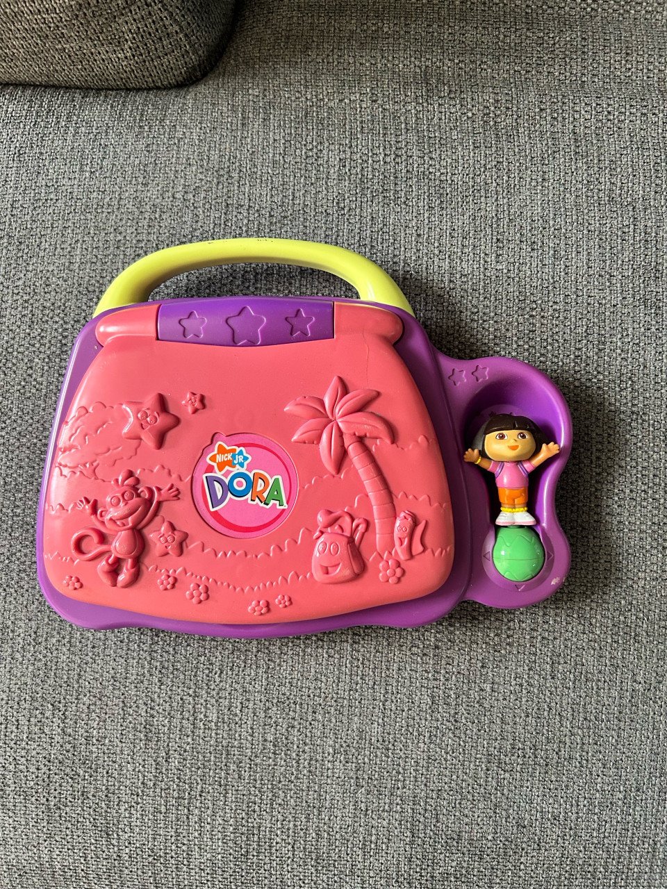 Dora computer