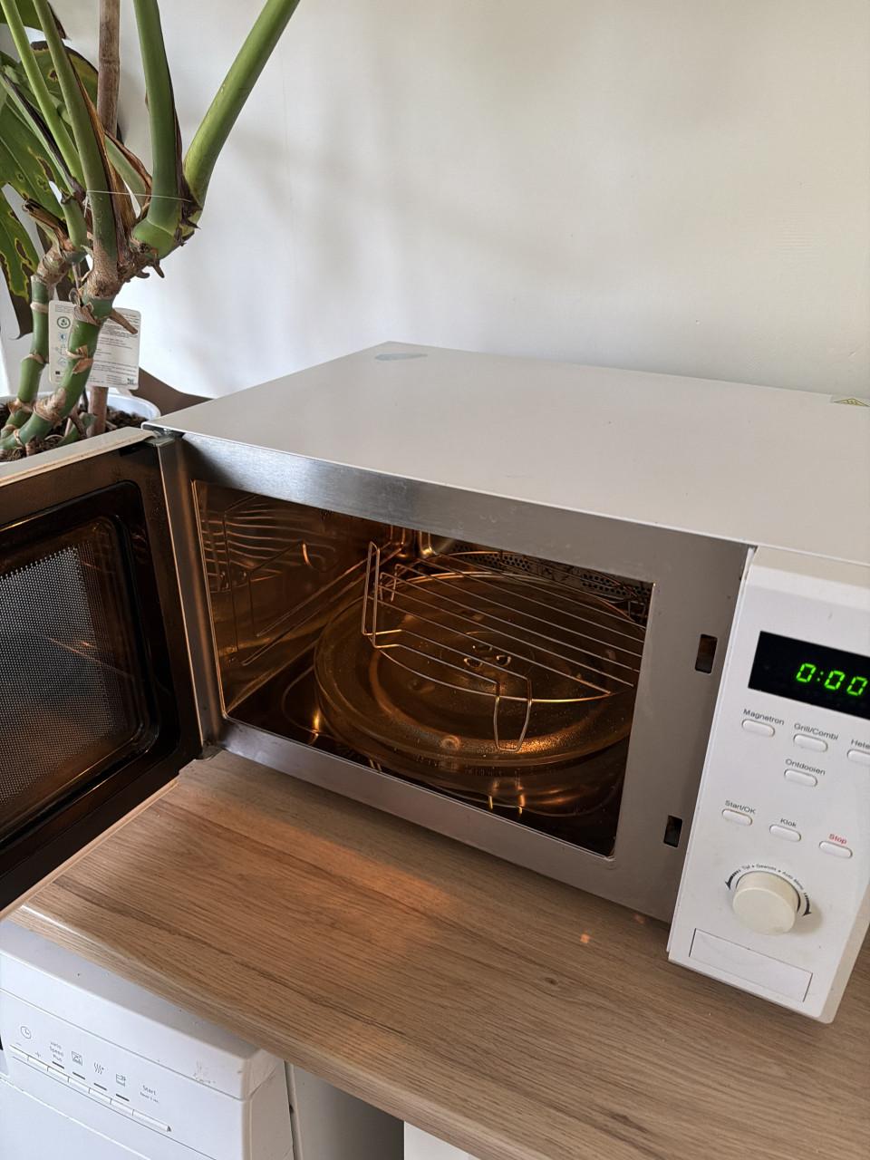 Etna 25 liter combi magnetron oven