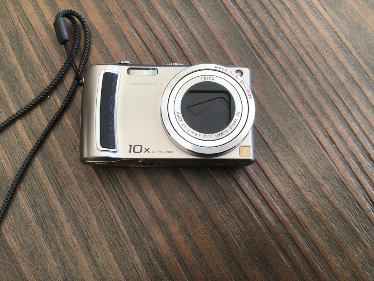 Lumix/Panasonic DMC-T25