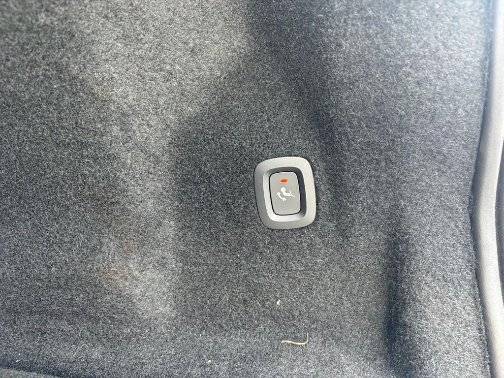 Volvo XC60 t6 398pk recharge black edition| panodak| 360camera| trekhaak| a