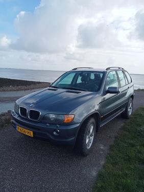 BMW X-5 3.0d handgeschakeld! Origineel NL auto. Met bijzonder historie