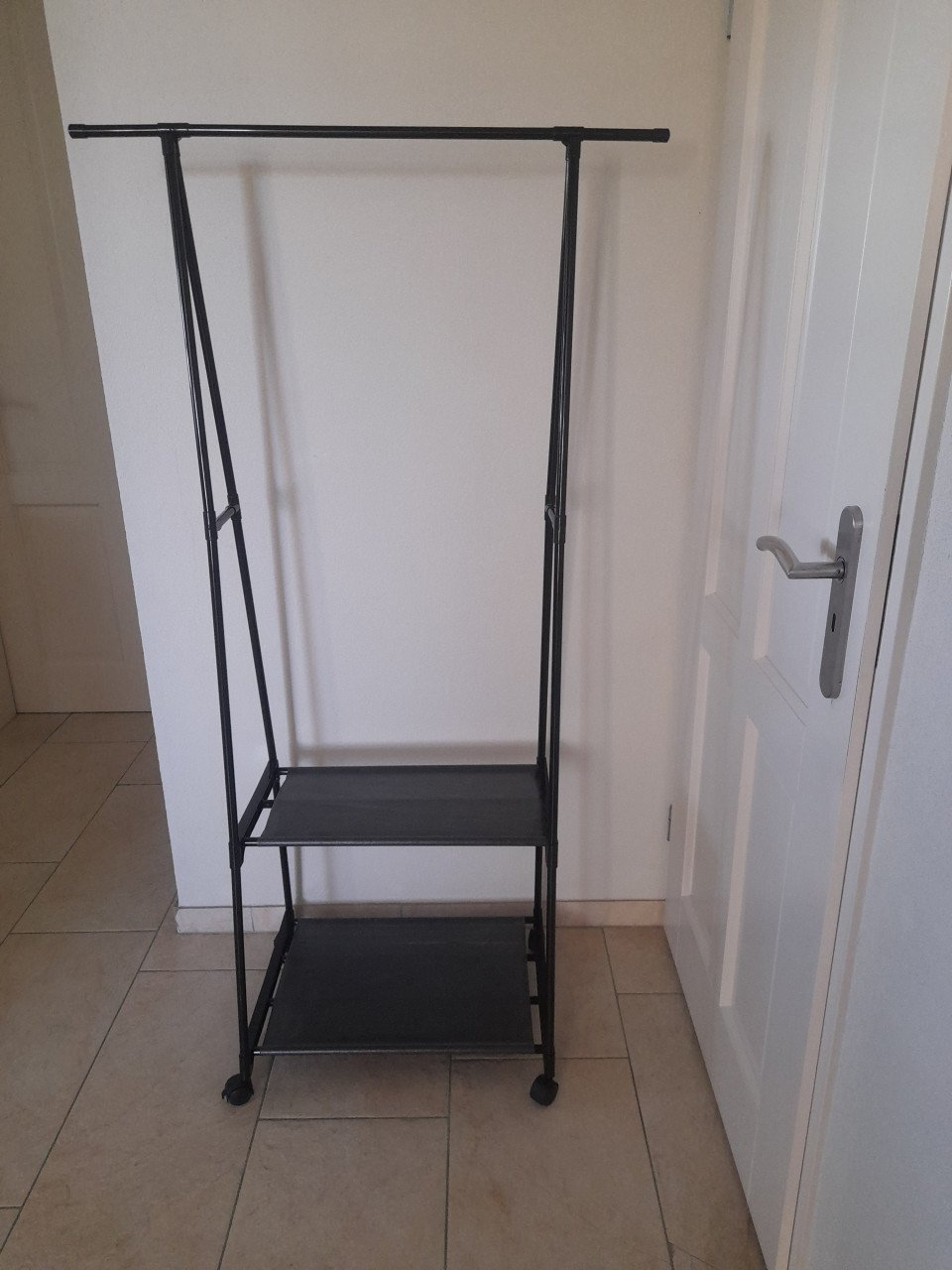 Kledingrek (in goede staat )42 x 85 x 149H