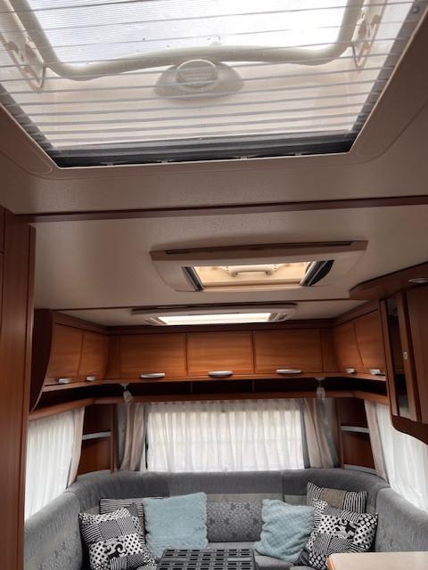 Wilk 530 ue bj 2011 aparte bedden, GERESERVEERD !!