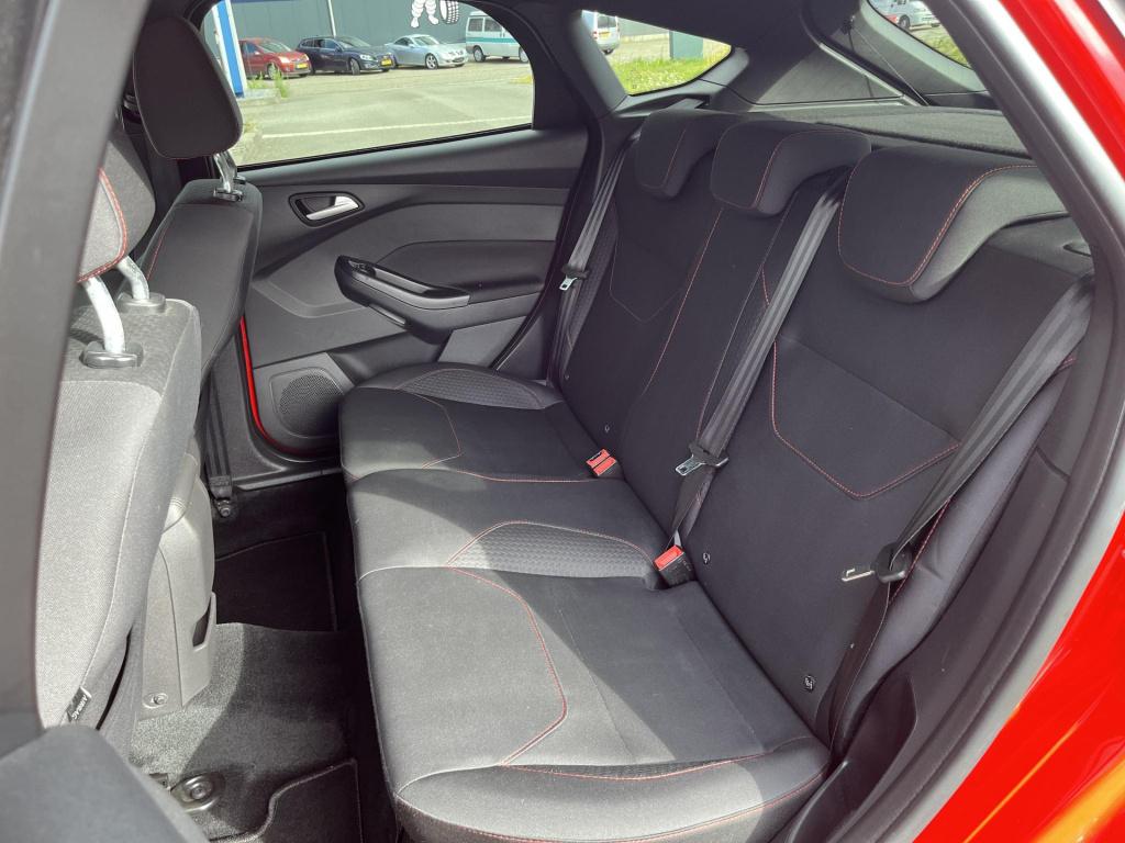 Ford Focus 1.5 st-line | cruise control | achteruitrijcamera | navigatie | 