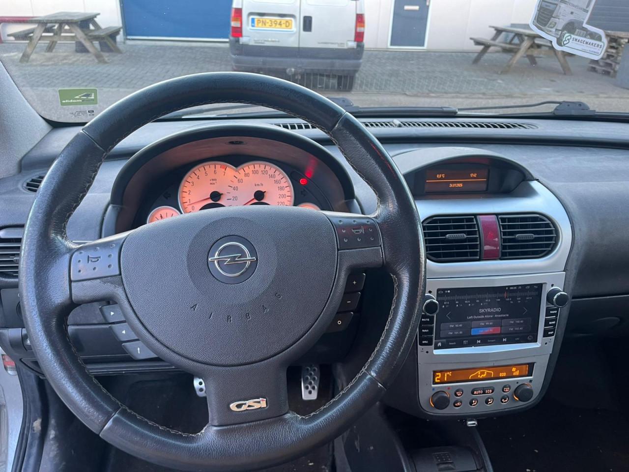 1.8-16V Gsi Silverline/ Dakraam/Airco/Elek Spiegels/ Sportieve velg Uitlaat