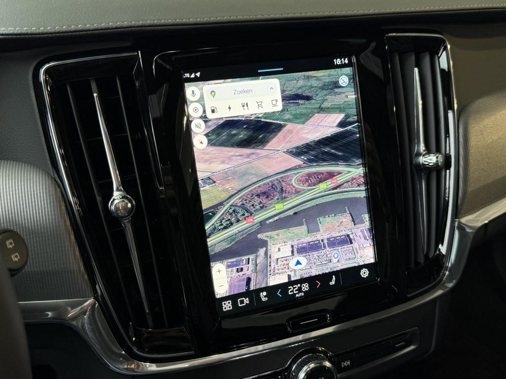 Volvo V90 t6 398pk recharge ultra dark| full options !newprijs €82.635,-