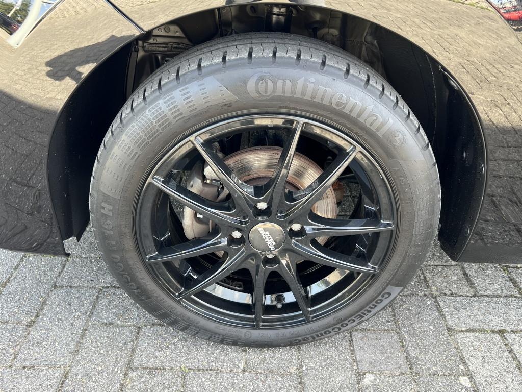 Toyota Aygo 1.0 vvt-i x-play | apple carpl./android auto | dealeronderhoude