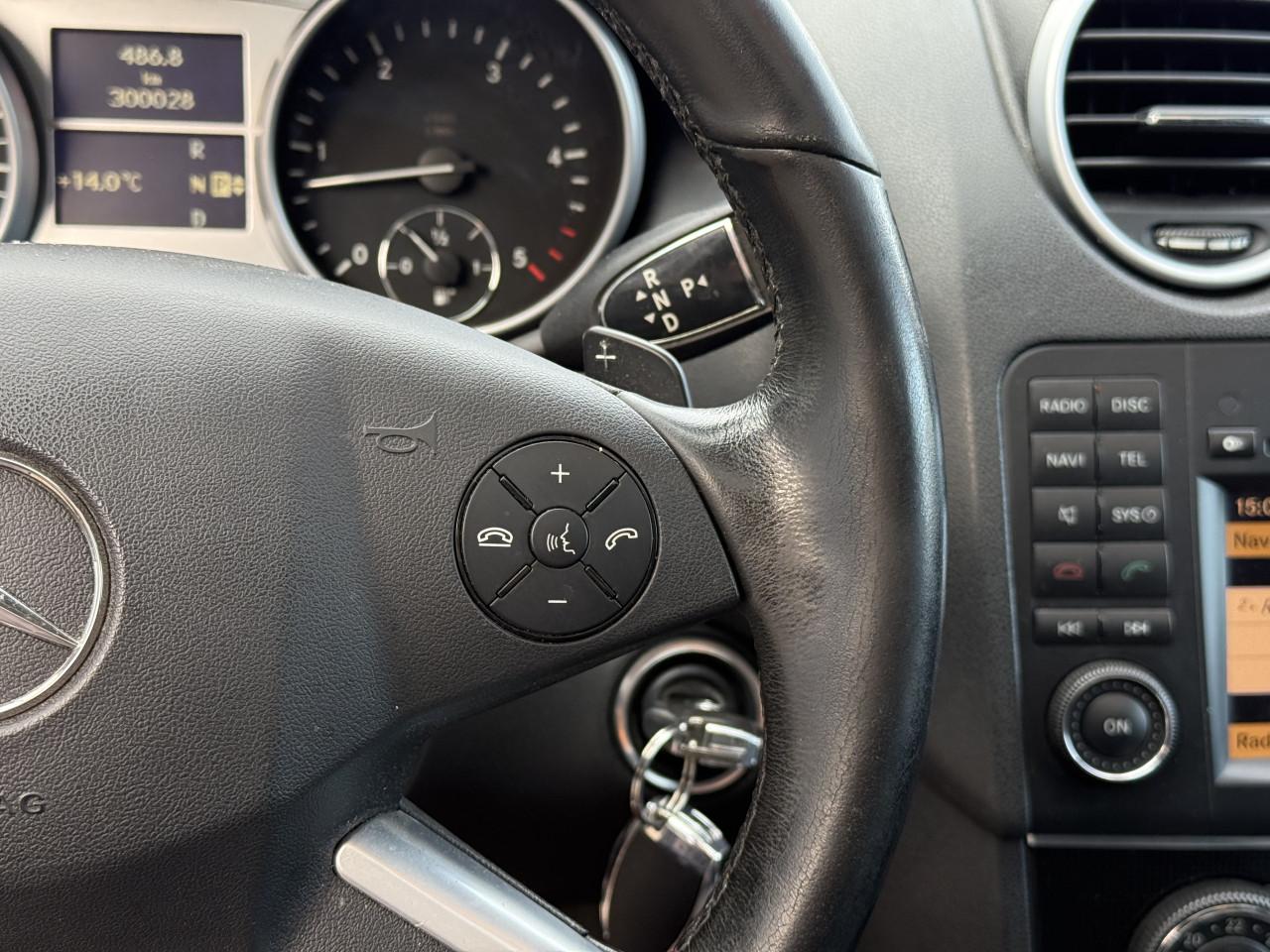 Mercedes-Benz M-klasse - 300 CDI BlueEFFICIENCY GRIJS KENTEKEN