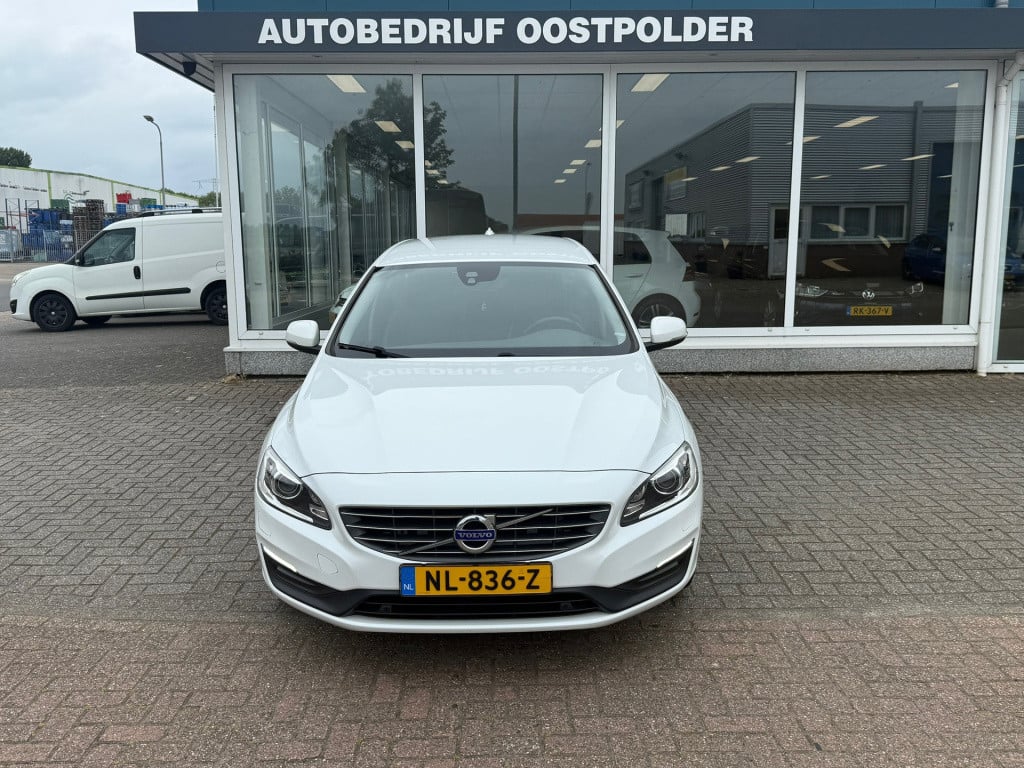 Volvo V60 1.5 t2 momentum