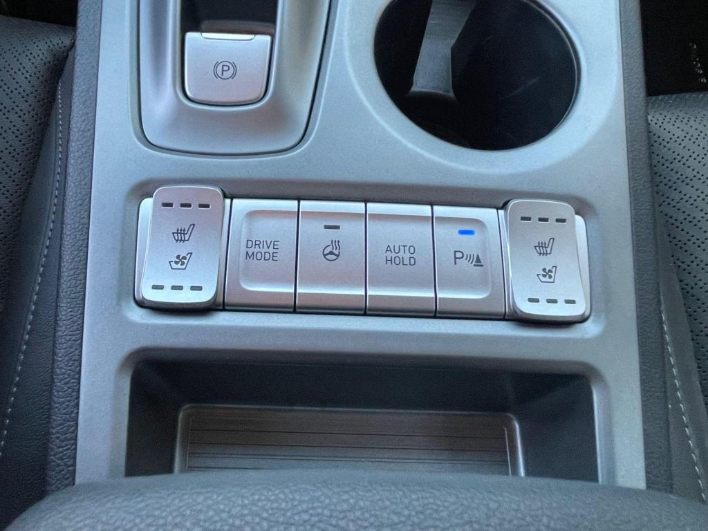 Hyundai Kona ev premium 64 kwh