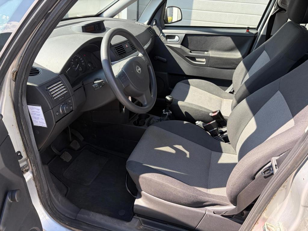 Opel Meriva 1.6-16v essentia/104.000 nap/2e eigenaar/airco/hele nette auto/