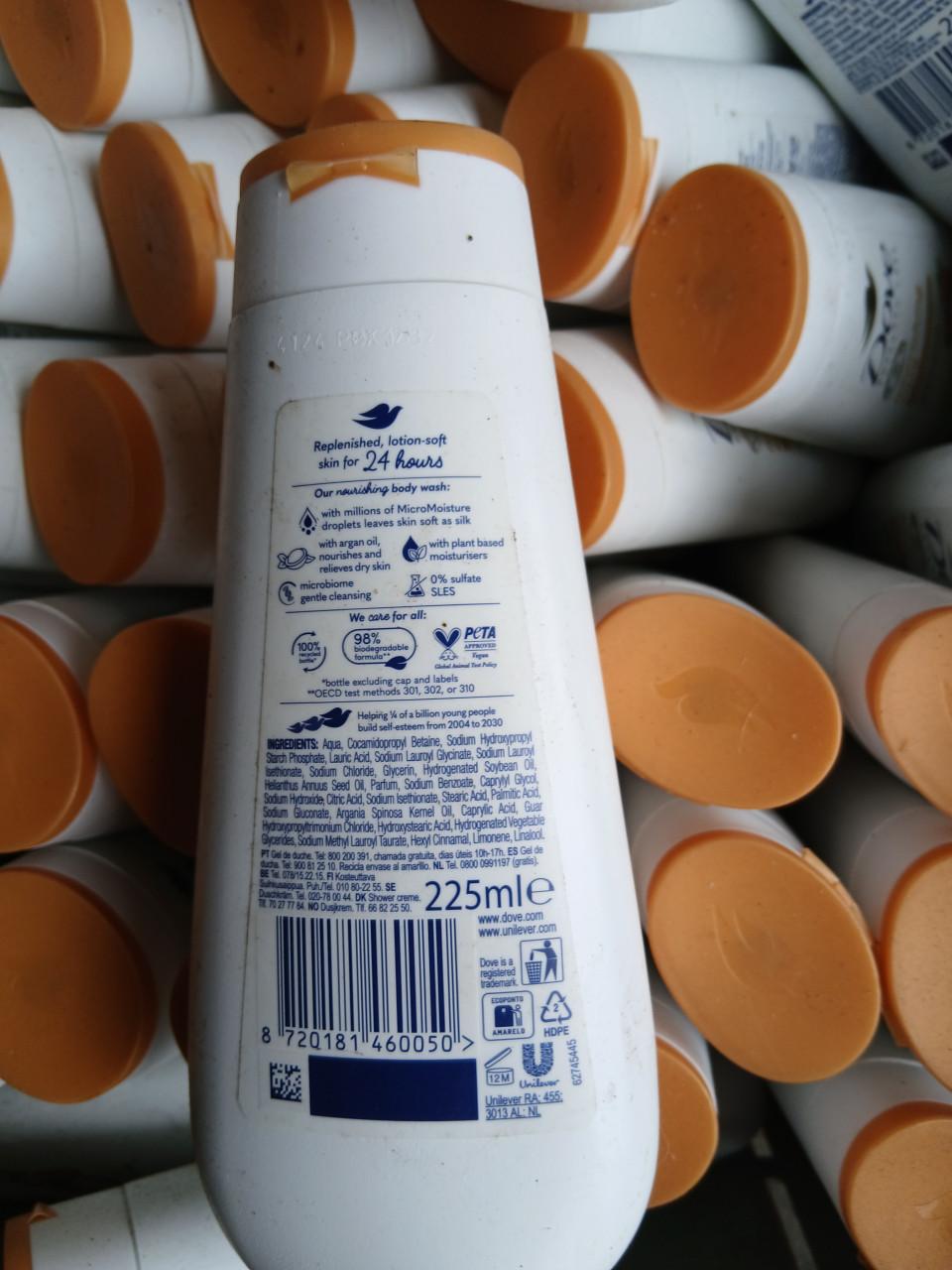 Restpartijtje DOVE care flacons