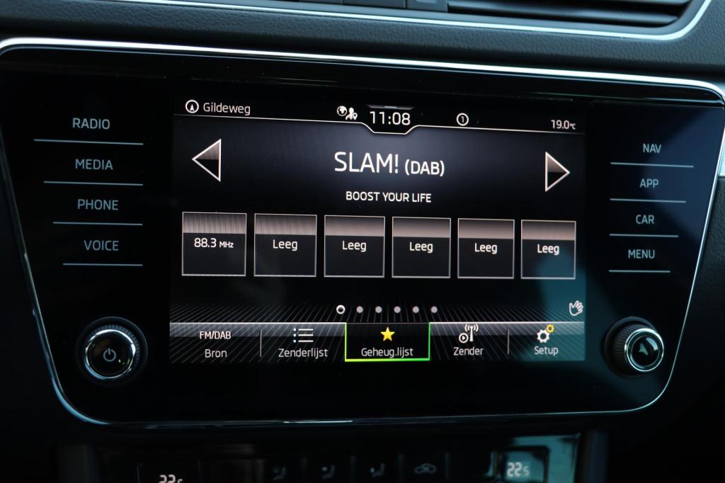 Skoda Superb combi 1.5 tsi act business edition 150pk
