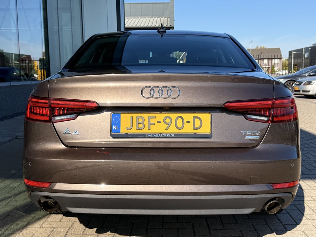 Audi A4 limousine | achteruitrijcamera | keyless | digital dash | 2.0 tfsi