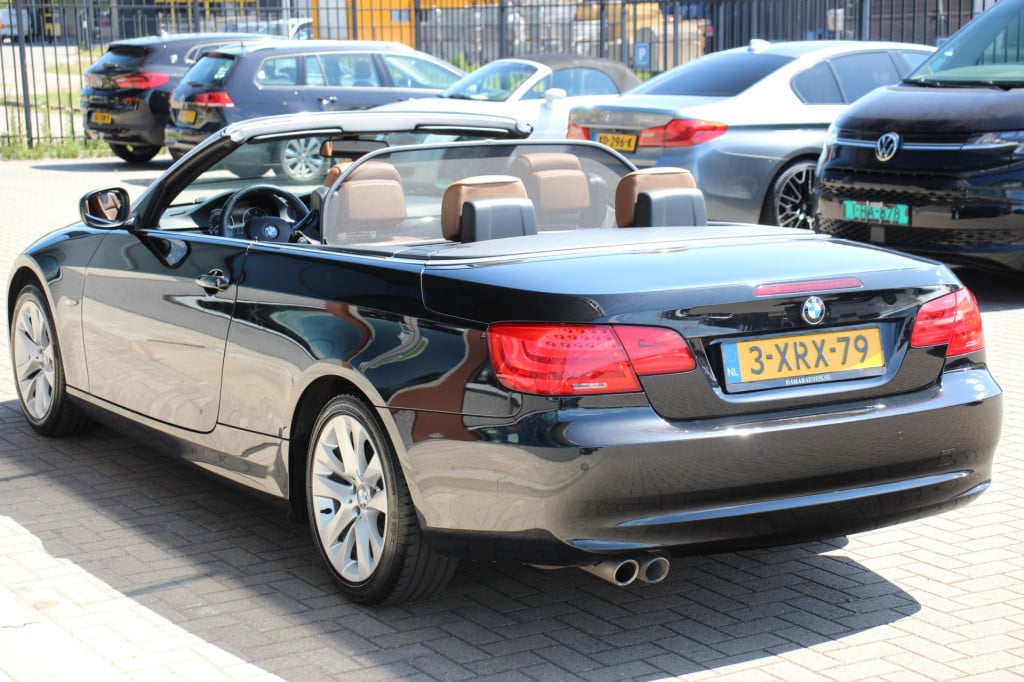 BMW 3-serie cabrio 325d high executive | navi | cruise | harmon kardon