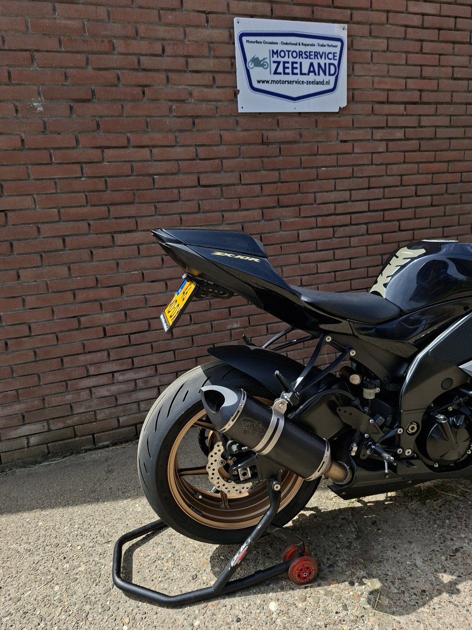 Kawasaki ZX-10R (Plaatje!)