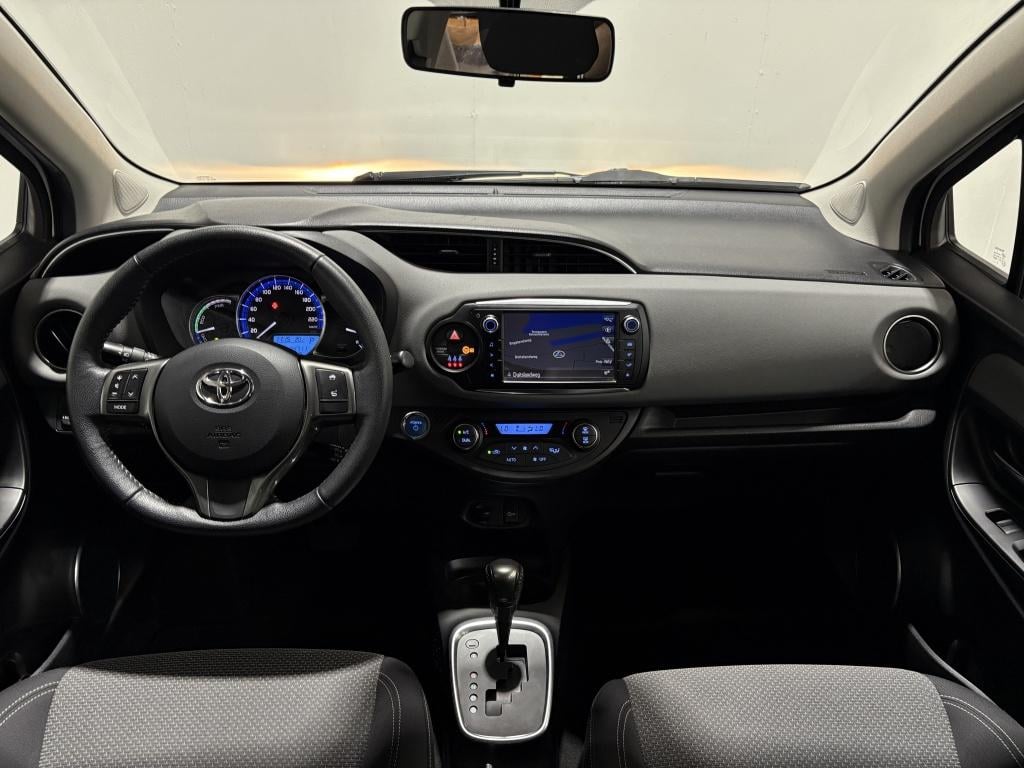 Toyota Yaris 1.5 hybrid lease