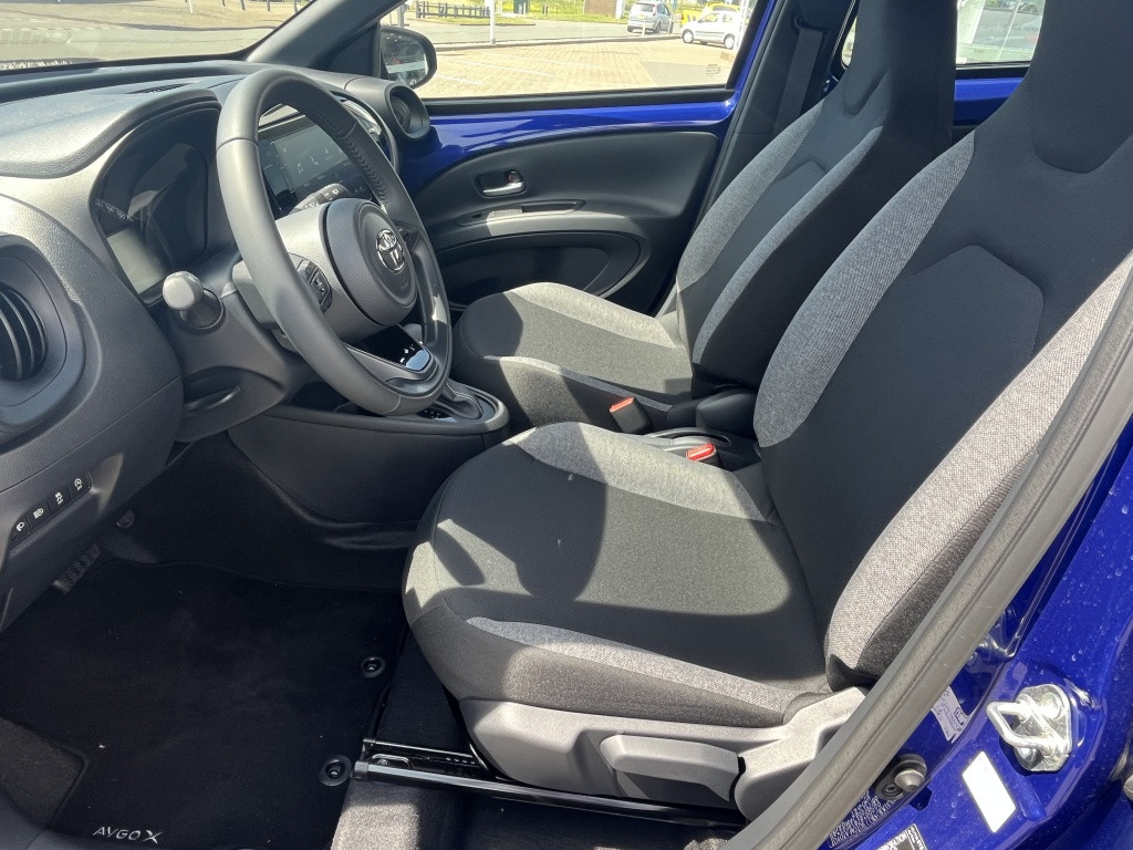 Toyota Aygo x | demo | 1.0 vvt-i s-cvt play | airco | apple carplay |