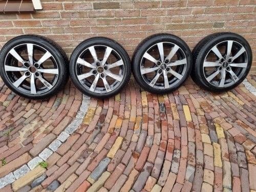 Lichtmetalen velgen OZ met zomer banden 175/50/R15-Aygo-107-C1