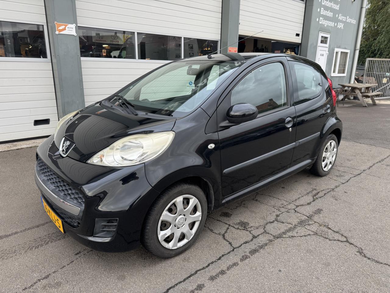 Peugeot 107 1.0-12V Sublime 5 deurs AIRCO NAP ! ! !