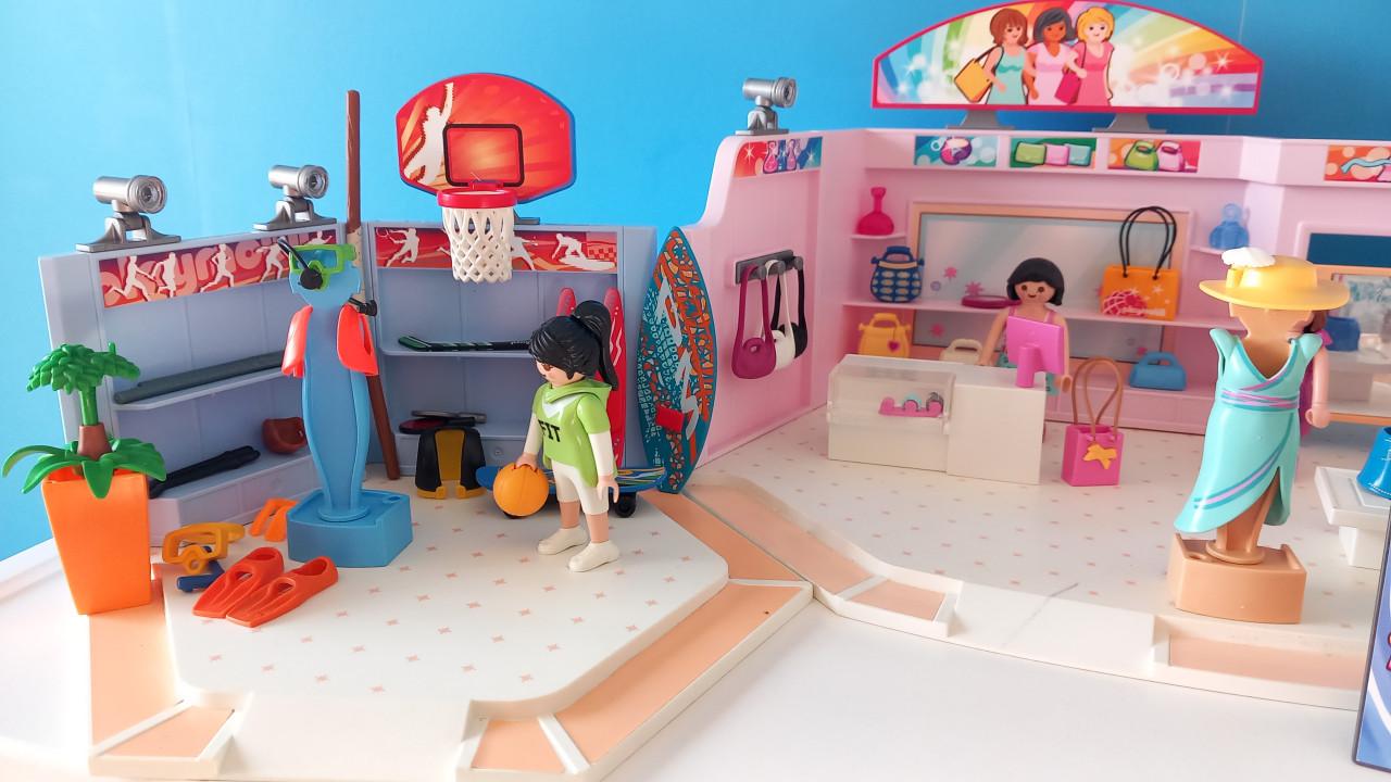 Playmobil winkelcentrum:sportshop,dierenzaak,damesmode set 9078