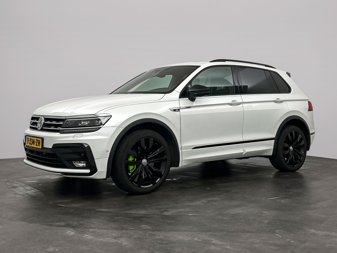 Volkswagen Tiguan 2.0 TSI 4Motion R-Line Black Style