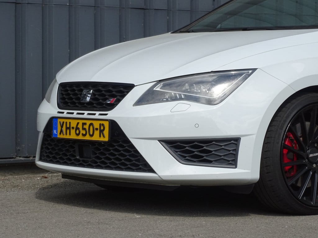 Seat Leon sc 2.0 tsi cupra 280 | pano | stoelverwarming | navi