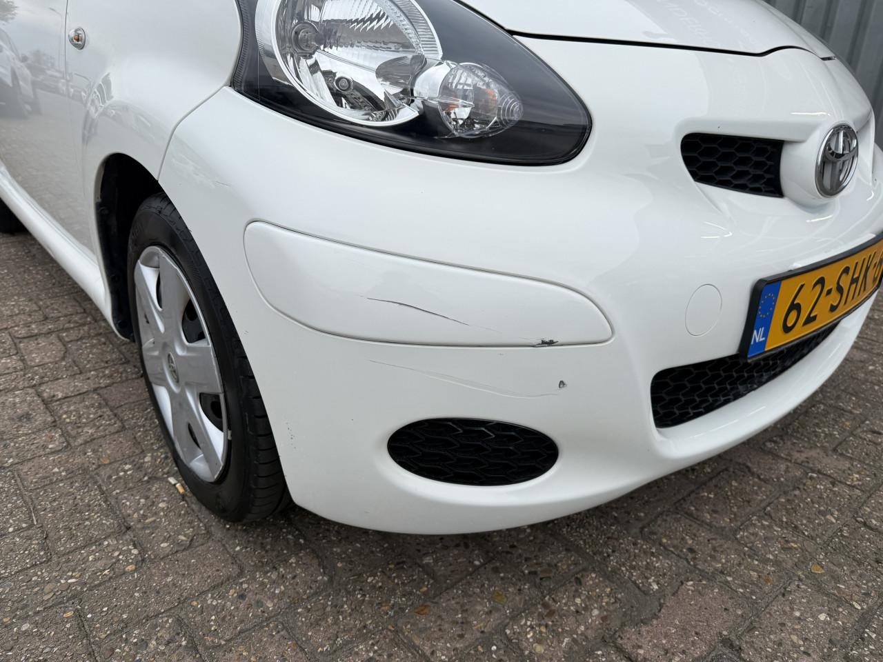 Toyota Aygo - 1.0-12V Comfort | Automaat | Airco | 5 deurs