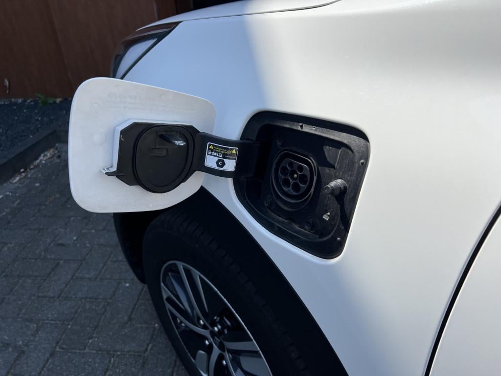 Kia Niro 1.6 gdi phev dynamicline | apple/ android carplay | stoel/ stuur v
