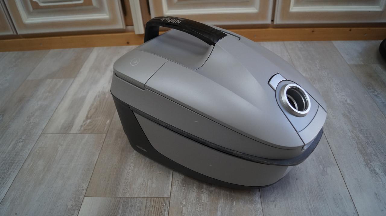 Nilfisk elite energy 750 Watt classic parket / gladde vloer stofzuiger.
