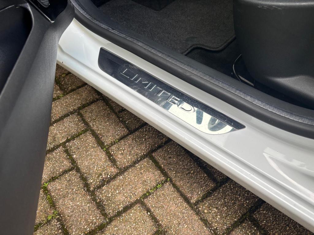 Renault Clio 0.9 tce limited