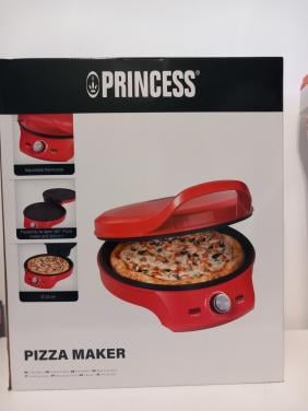 Pizza maker