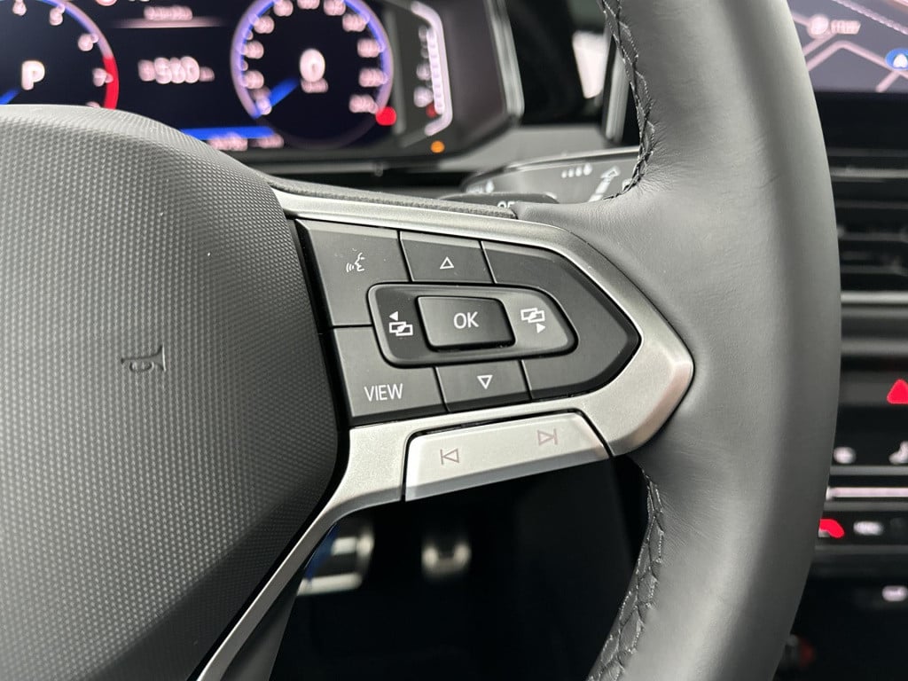 Volkswagen T-roc 1.5 tsi r-line business