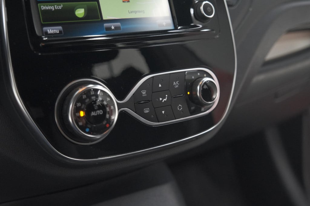 Renault Captur tce 120 edc intens | trekhaak | camera | navigatie | parkeer