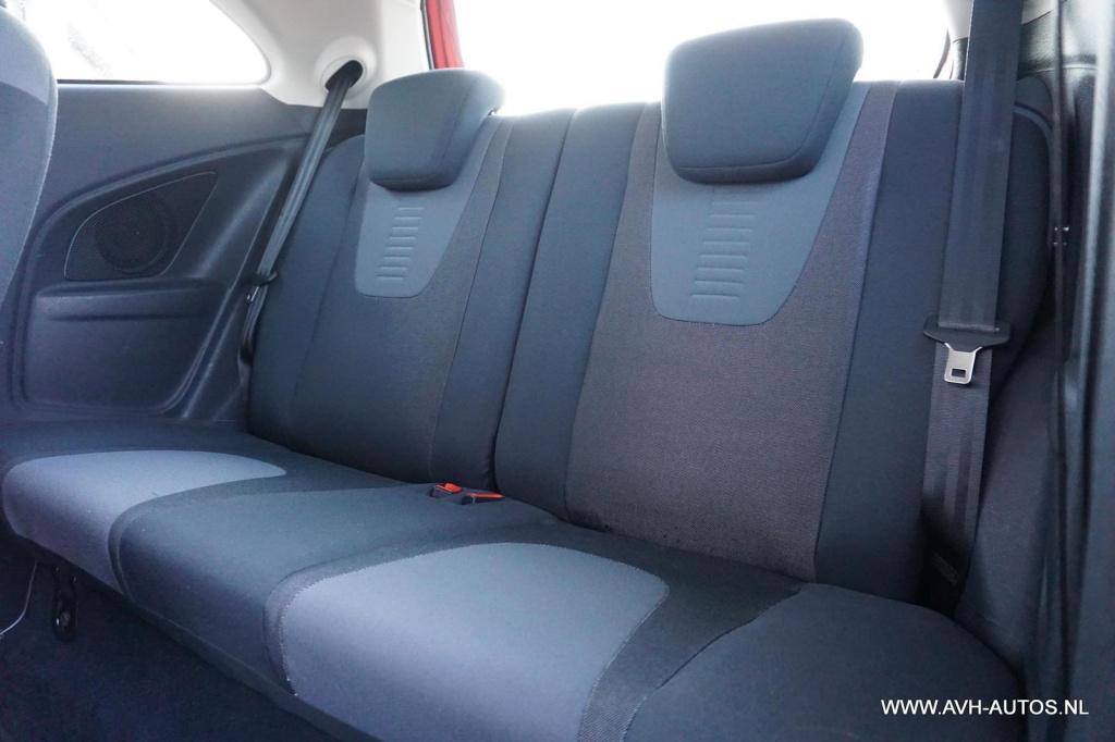 Ford KA 1.2 titanium