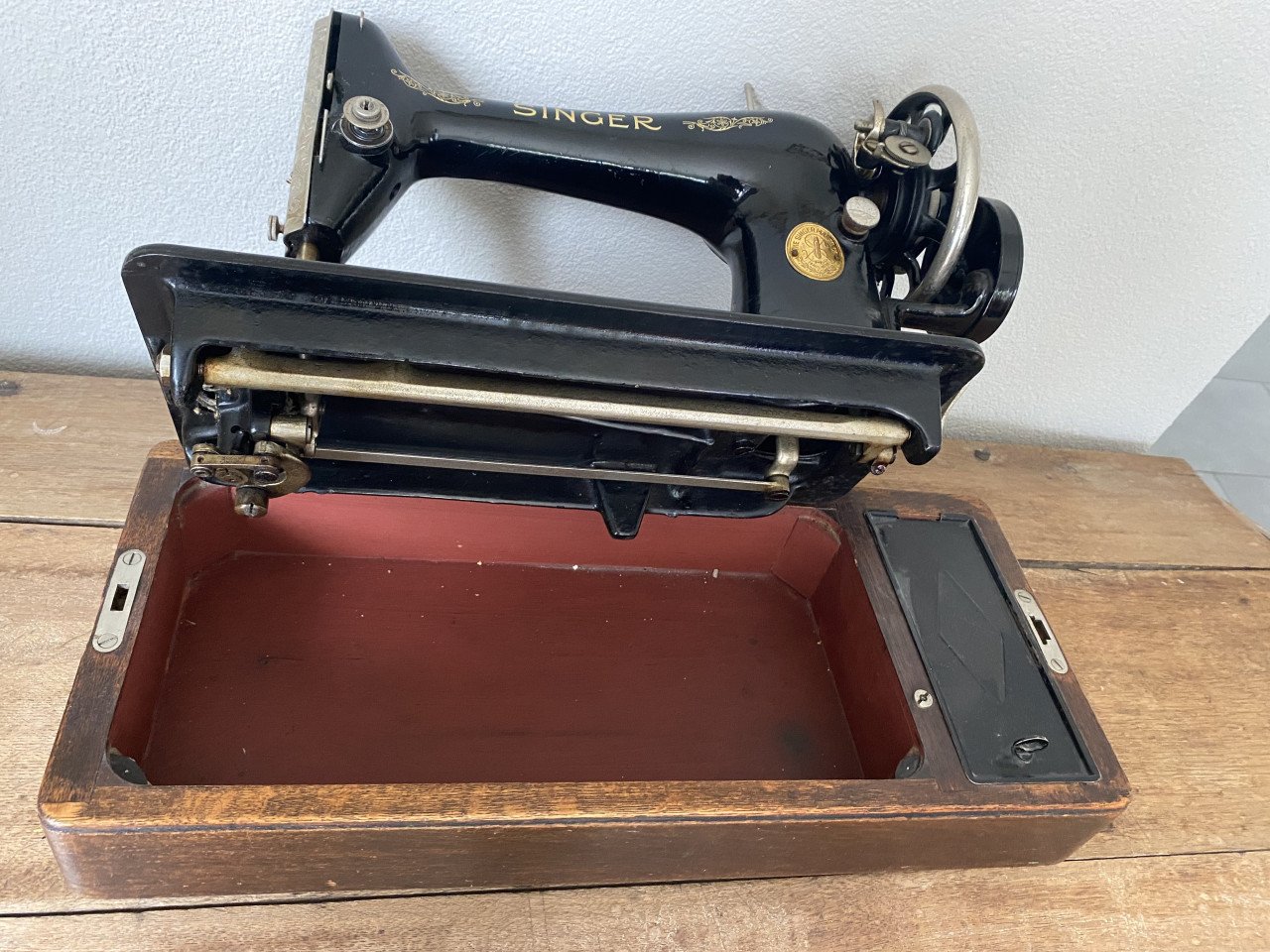 Te koop: Singer Naaimachine