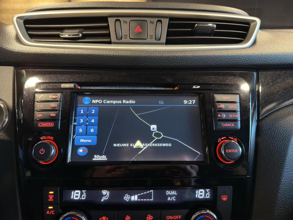 Nissan Qashqai 1.2 connect edition automaat | camera | panoramadak | navi |