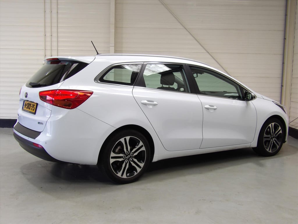 Kia Ceed Sportswagon sw 1.6 135 pk business pack