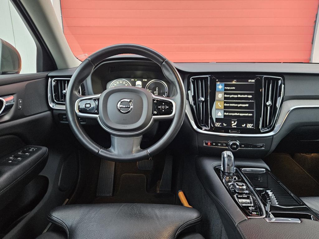 Volvo V60 2.0 t8 twin engine awd inscription | pano | elek. trekhaak
