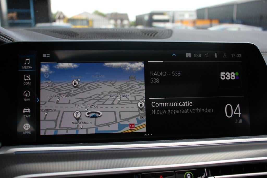 BMW X5 xdrive45e high executive | m pakket | pano | luchtvering | trekhaak 