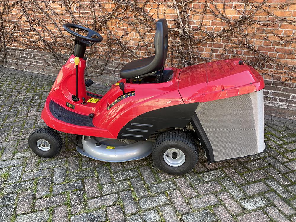 Te koop hele nette Honda zitmaaier 1211