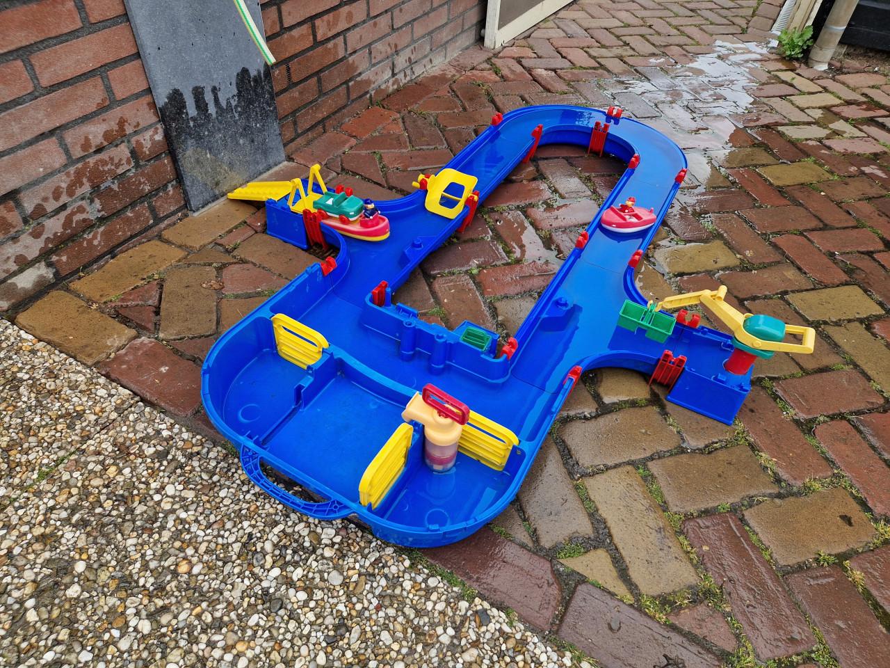 Aquaplay water speelbaan erg leuk!