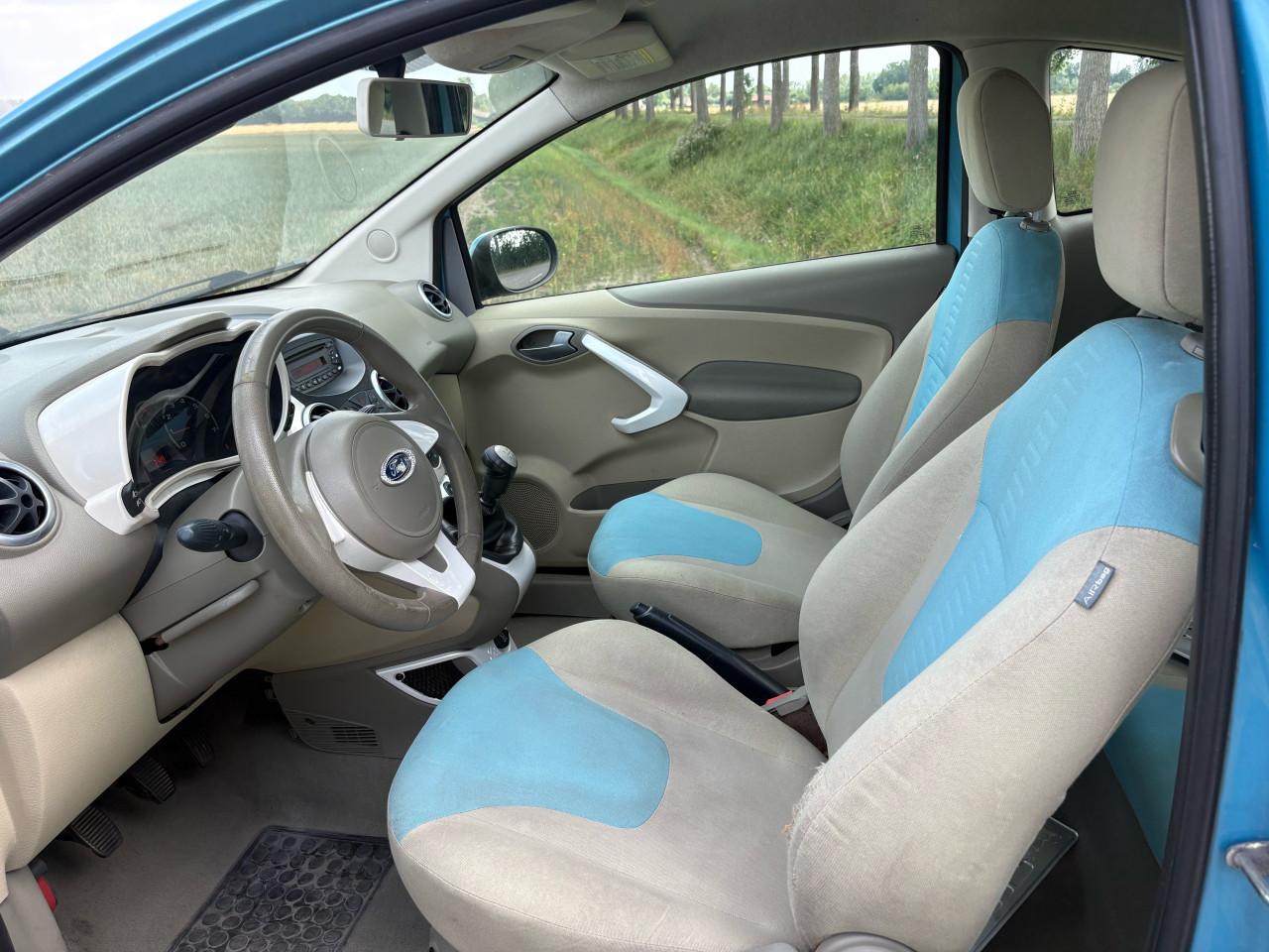 FORD KA 1.2 benzine / 89 DKM / AIRCO / STOELVERW / NWE APK !