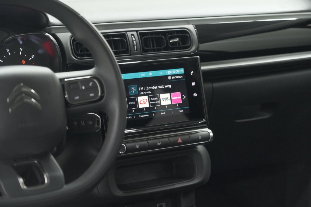 Citroen C3 puretech 82 plus | parkeersensoren | navigatie | apple carplay