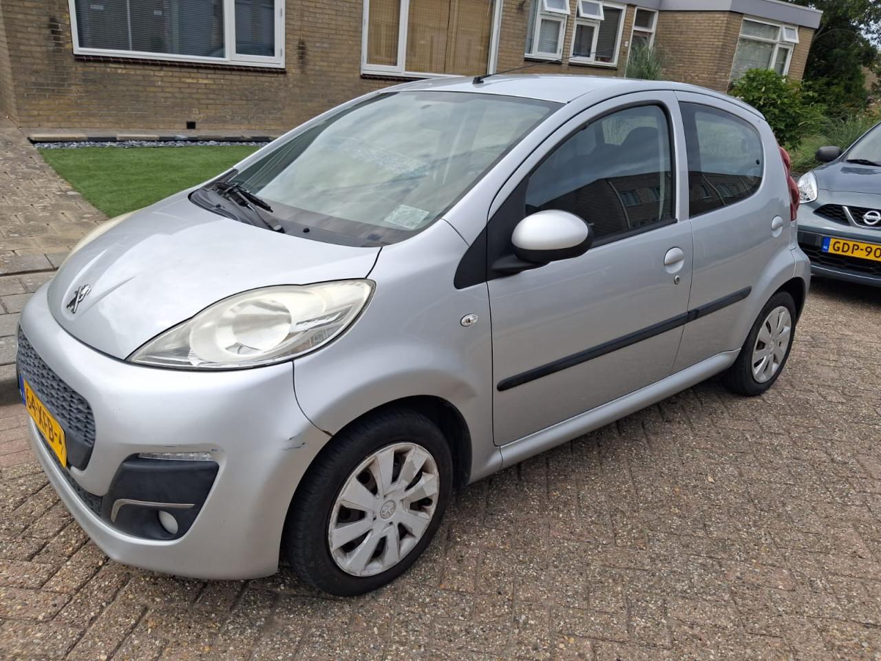 Peugot 107/ Automaat/ Airco/ 5 deurs.