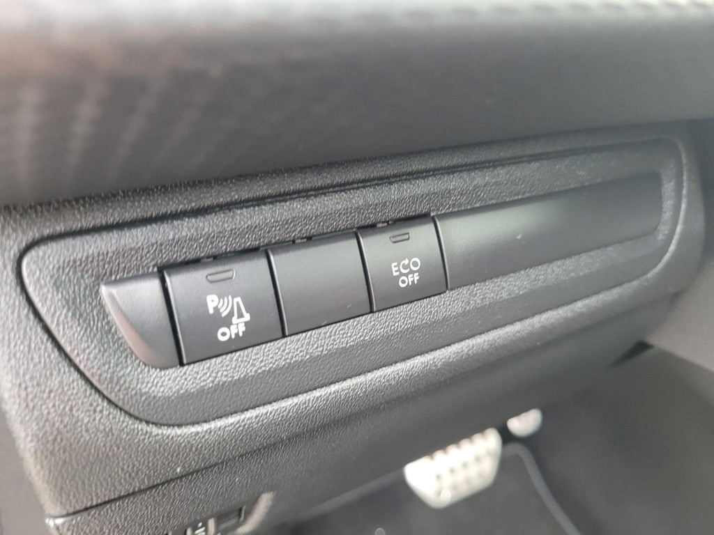 Peugeot 2008 1.2 puretech allure crossway treekhak alcantara leer / navigat