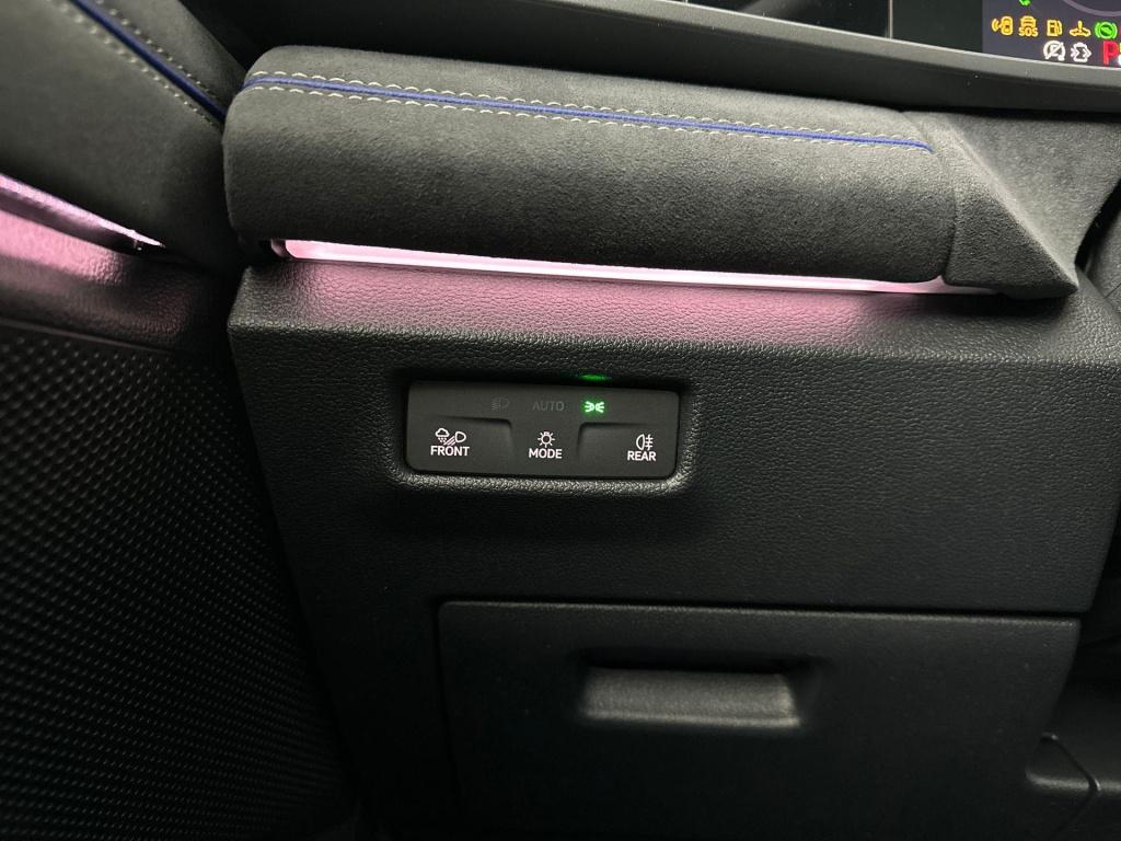 Volkswagen Tayron r-line edition 1.5 ehybrid 200 kw / 272 pk suv 6 v