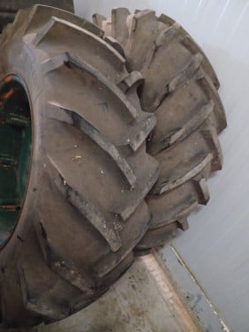 Tractorbanden 16.9 - 30 + Velg