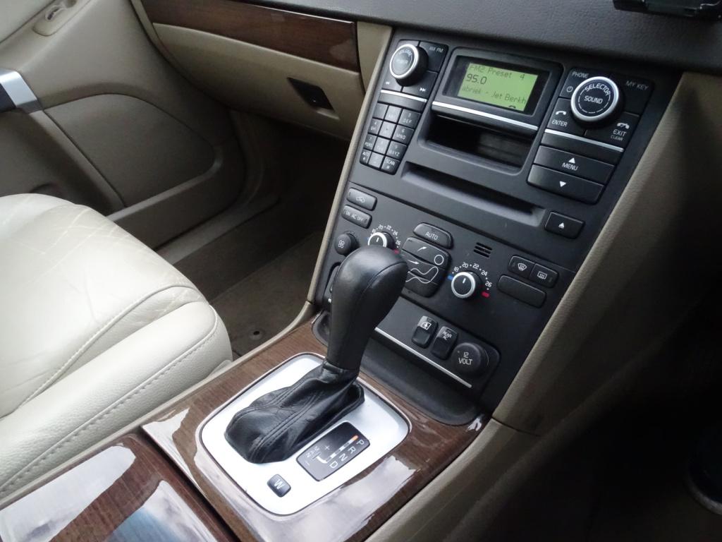 Volvo XC90 2.5 t5 limited edition rhd | 7-zits